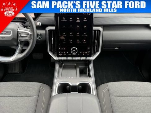 Used 2025 GMC Acadia Elevation FWD image 18