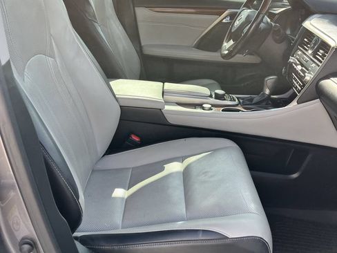 Used 2018 Lexus RX 350L FWD w/ Premium Package image 28