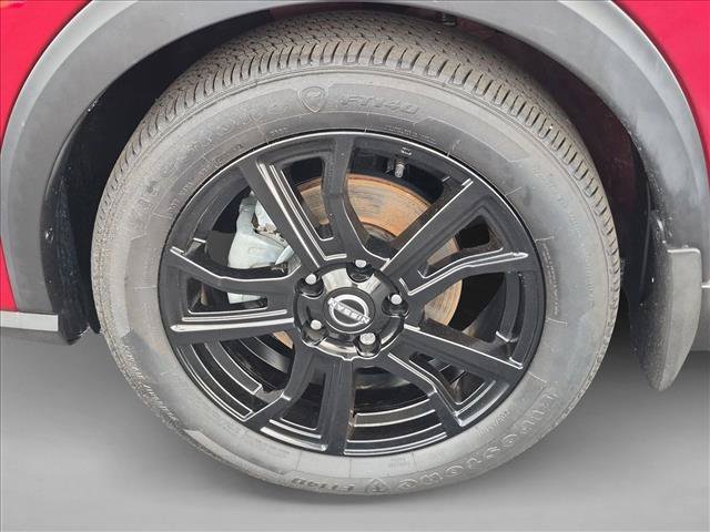 Used 2024 Nissan Kicks SR FWD image 21