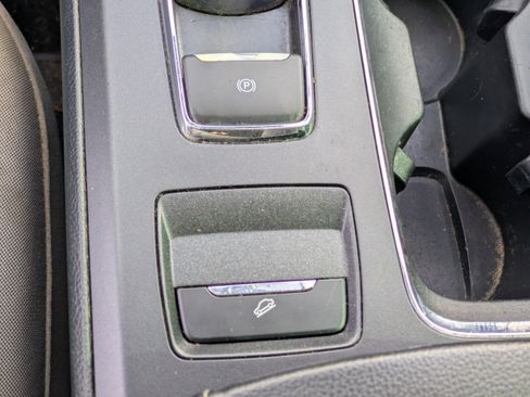 Used 2020 Ford Fusion S FWD image 23