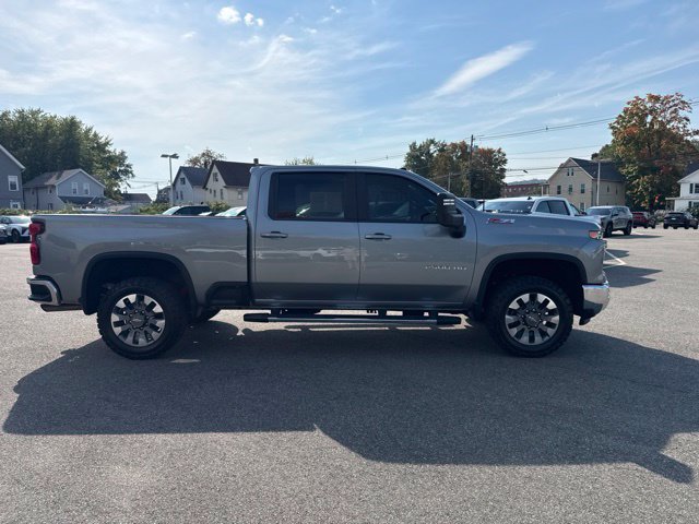 Used 2024 Chevrolet Silverado 2500 LT w/ All Star Edition AWD/4WD image 5