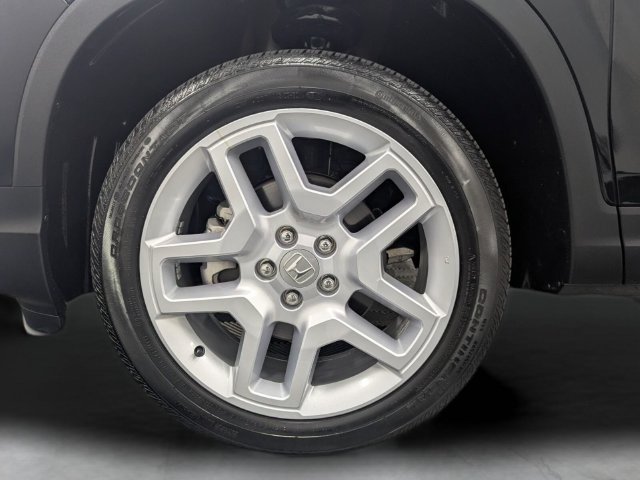 Used 2025 Honda Passport EX-L image 10