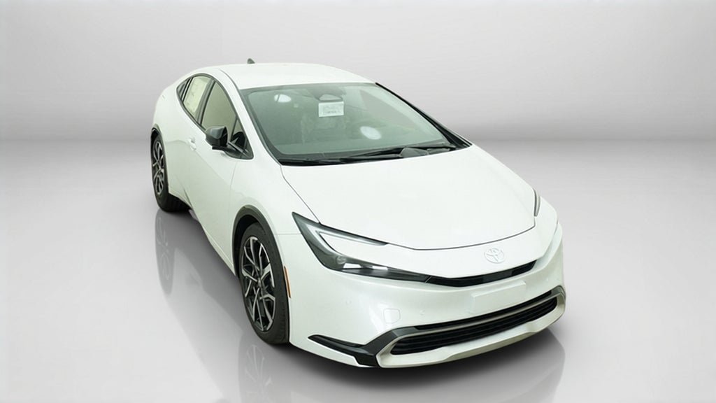 New 2027 Toyota Prius Plug-In Hybrid FWD image 14
