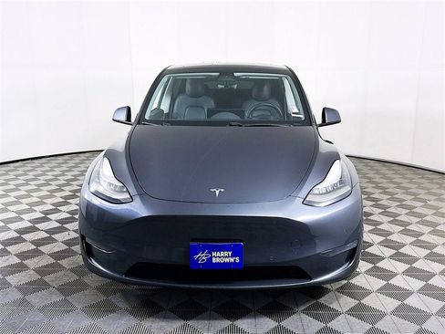 Used 2020 Tesla Model Y Long Range image 6