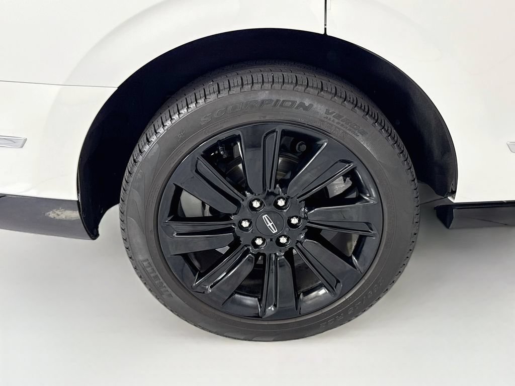 Used 2024 Lincoln Navigator Black Label AWD/4WD image 31