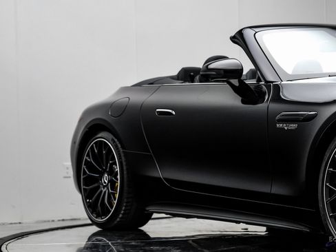 Used 2022 Mercedes-Benz SL 63 AMG 4MATIC image 30