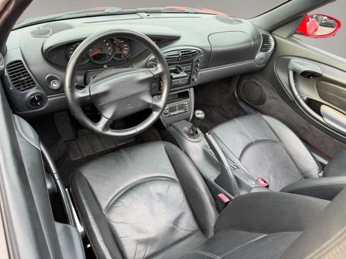 Used 1999 Porsche Boxster RWD image 17