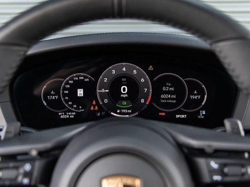 Certified 2025 Porsche 911 Carrera 4 GTS AWD/4WD image 30
