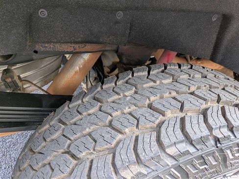 Used 2020 Chevrolet Silverado 2500 LTZ w/ LTZ Plus Package image 13