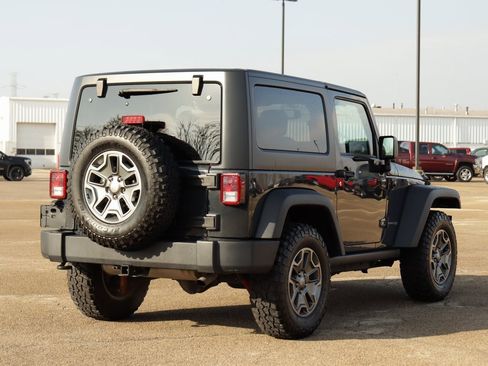 Used 2018 Jeep Wrangler Rubicon w/ Cold Weather Group image 7