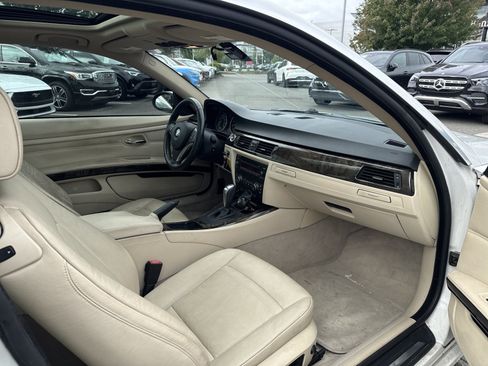 Used 2009 BMW 328i xDrive Coupe AWD/4WD image 13