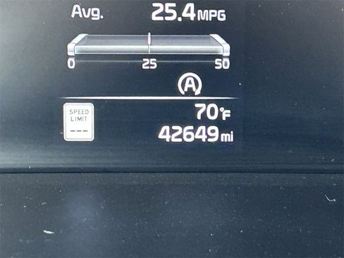 Used 2023 Kia Soul LX image 27