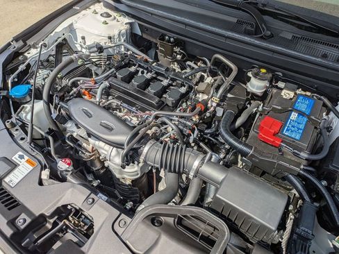 Used 2023 Honda Accord LX image 27