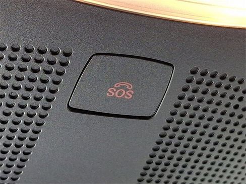 Used 2025 Mercedes-Benz Sprinter 2500 image 21