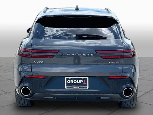 Used 2022 Genesis GV70 3.5T Sport w/ Sport Prestige Package AWD/4WD image 5