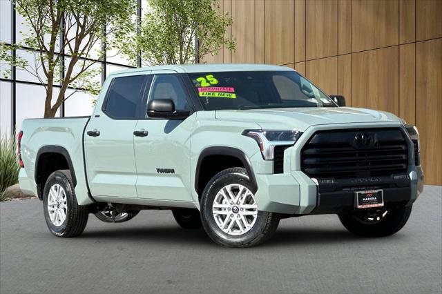 Certified 2025 Toyota Tundra SR5 AWD/4WD image 1