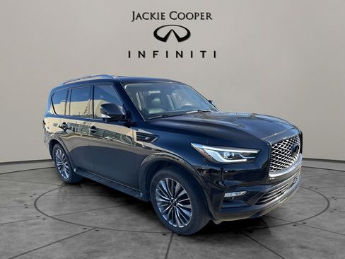 Certified 2018 INFINITI QX80 4WD w/ Deluxe Technology Package image 6