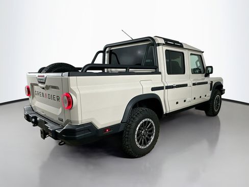 New 2025 INEOS Grenadier Fieldmaster Edition AWD/4WD image 7