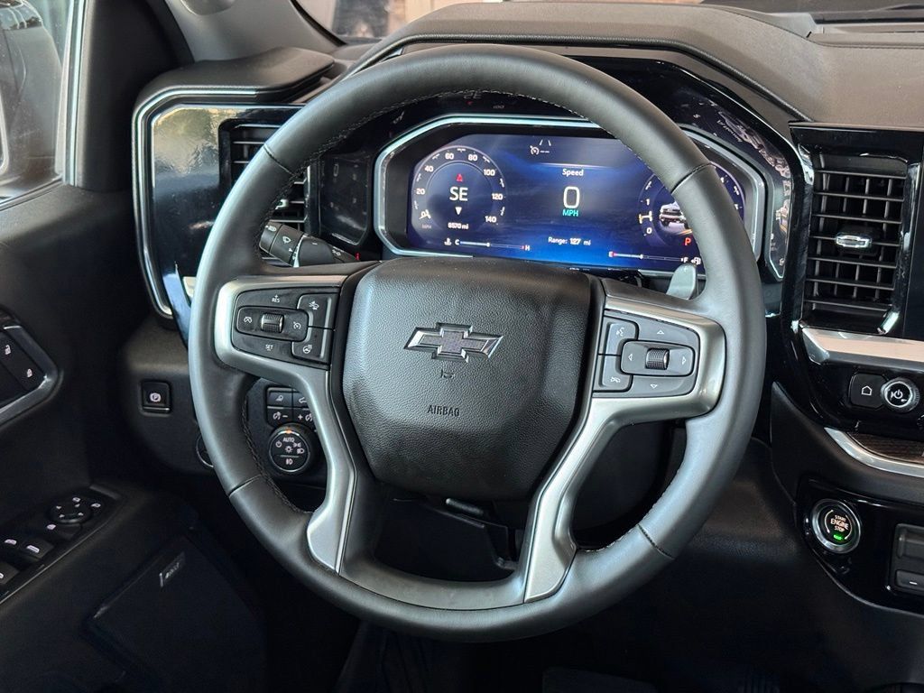 Used 2026 Chevrolet Silverado 1500 LT Trail Boss w/ Safety Package AWD/4WD image 26