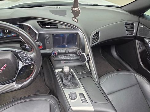 Used 2015 Chevrolet Corvette Stingray Coupe RWD image 8