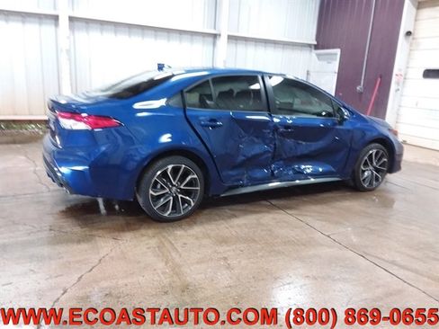Used 2022 Toyota Corolla SE image 2