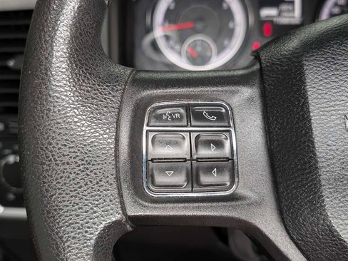 Used 2018 RAM 2500 SLT image 30