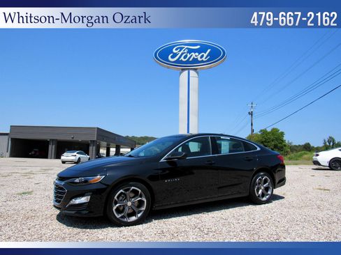 Used 2024 Chevrolet Malibu LT FWD image 1
