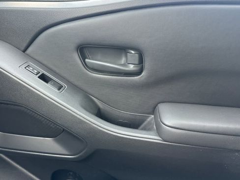 Certified 2023 Nissan Frontier S image 19