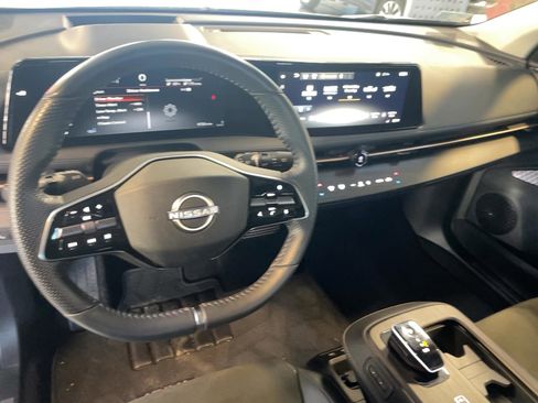 Used 2024 Nissan Ariya AWD image 21