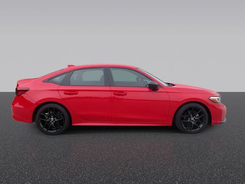 Used 2025 Honda Civic Sport image 10