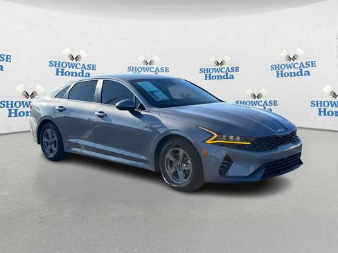 Used 2022 Kia K5 LXS image 10