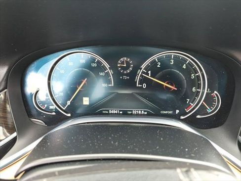 Used 2017 BMW 740i RWD image 23