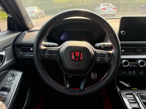 Used 2023 Honda Civic Type R image 18