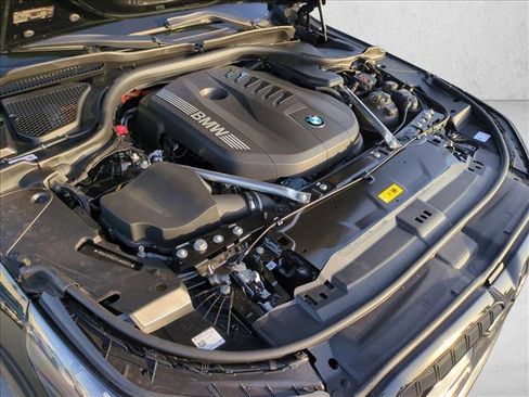 Certified 2026 BMW 550e xDrive AWD/4WD image 25