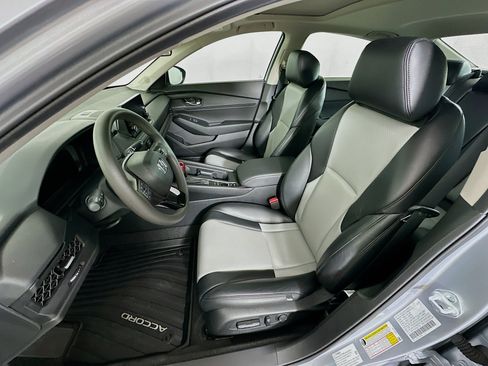 Used 2025 Honda Accord SE image 13