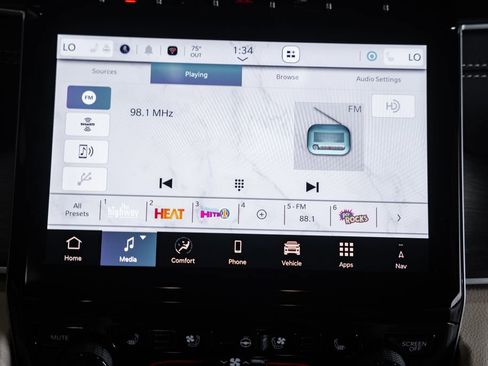 New 2025 Jeep Grand Cherokee L Limited w/ Luxury Tech Group II image 23