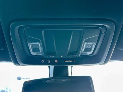 Used 2021 GMC Sierra 1500 AT4 image 30