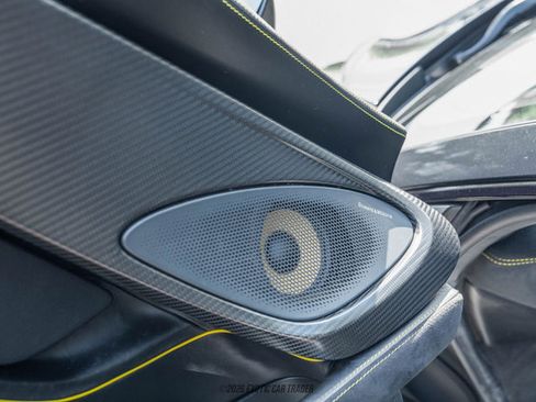 Used 2018 McLaren 570S Spider image 34