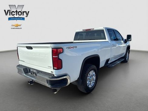 Used 2025 Chevrolet Silverado 3500 LTZ AWD/4WD image 7