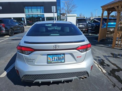 Used 2020 Toyota Corolla XSE image 10