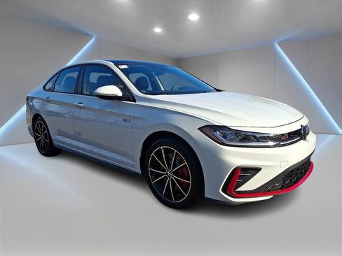 Certified 2025 Volkswagen Jetta GLI Autobahn FWD image 3