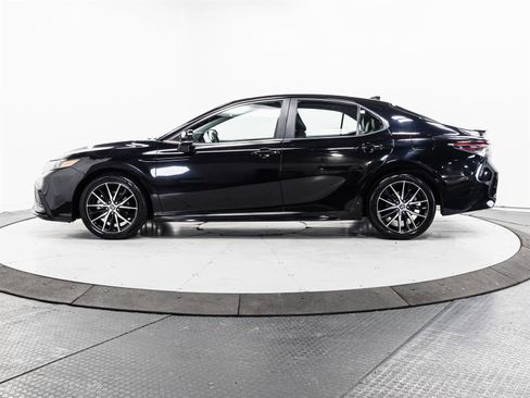 Certified 2024 Toyota Camry SE image 7