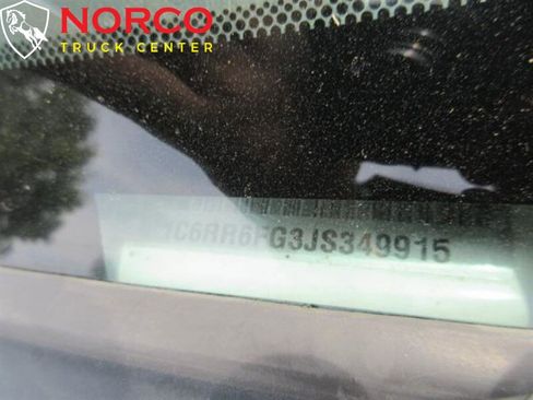 Used 2018 RAM 1500 Tradesman w/ Chrome Appearance Group image 21