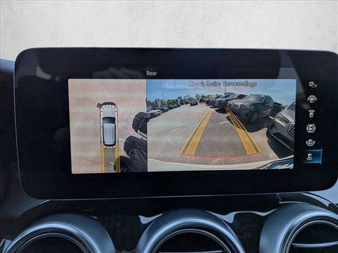 Used 2022 Mercedes-Benz GLC 300 image 14