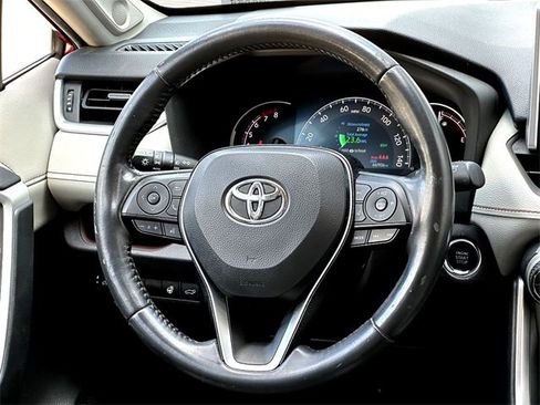 Used 2019 Toyota RAV4 Limited w/ Cold Weather Package image 30