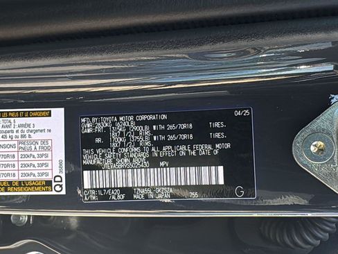 Used 2025 Toyota 4Runner TRD Off-Road Premium w/ Tow Technology Package AWD/4WD image 25