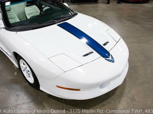 Used 1994 Pontiac Firebird Trans Am GT image 14