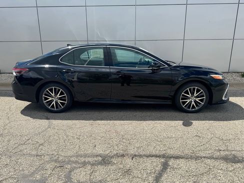 Used 2024 Toyota Camry XLE w/ Navigation Package FWD image 38