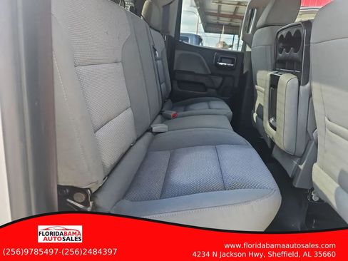 Used 2017 Chevrolet Silverado 1500 Custom w/ Custom Convenience Package AWD/4WD image 8