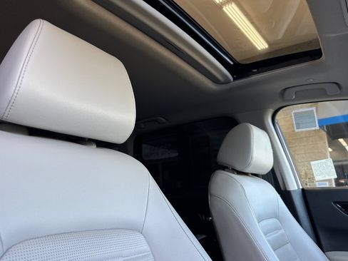 Certified 2025 Honda CR-V EX-L image 17
